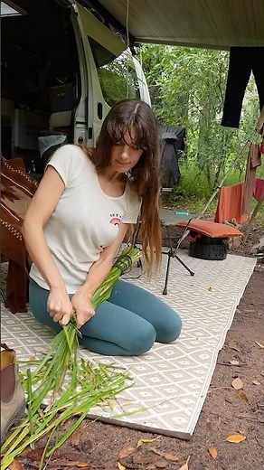 Easiest Hack for Off-Grid Camping 🏕️ #campping #lifehacks #bushcraft #offgrid