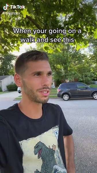 Whats your favorite song you would listen to? #strangerthings4 | Stranger Things Clock