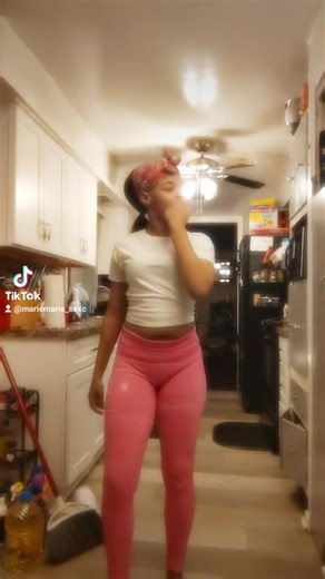 p.prettypxrple (@mariemarie_sexc)’s videos with Originalton - R'N'B.and.SOUNDS