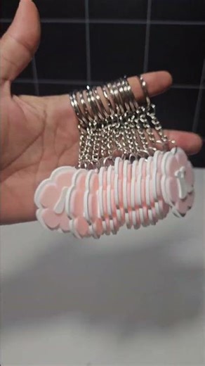 3D Printed Flower Initial Keychains #3dprint #3dprinted