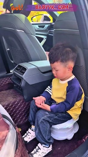 Portable Toddler Travel Potty: Keep Your Car Ready for Any Situation #NewMom