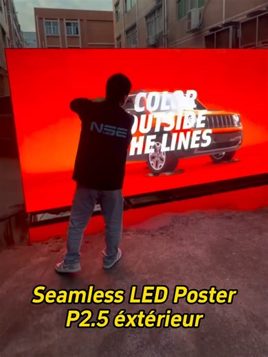 🔥 NOUVEAUTÉ 2026 | Poster LED Seamless éxtérieur P2.5 🔥 (Test d’étanchéité 6 panneaux 💦) 📏 640 × 1920 mm / panneau 🔆 Ultra-lumineux, lisible en plein soleil 🎬 Image fluide, parfaite à la caméra 💧 Conception étanche pour usage extérieur ⚡ Installation rapide, facile à déplacer Idéal pour vitrines, promotions extérieures, événements, entrées, DOOH. #nseled #nseledcloud #leddisplay #affichageledretail #affichagecommercial #seamlessledposter #outdoorleddisplay #outdoorledposter #waterproofled