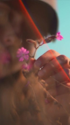 As consumers we now have the option to choose sustainable products like the Ocea which is made from post-consumer plastic waste and removes almost 20 times the amount of plastic than it produces . We are now at a pivotal moment in nature’s recovery and these next years are set to be the deciding decade. We have no option but to take action now to build the foundations for a sustainable future in all aspects of our lives. @apeksdiving 👌♻️💙🌊🐠 Feat: @madison_wildlife 🙌 | Simply Scuba