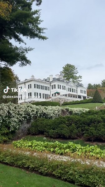 Exploring The Mount in Early Fall