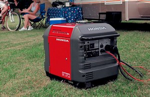 Honda EU3000iS Review | vs Cheaper 3000W  Inverter Generators