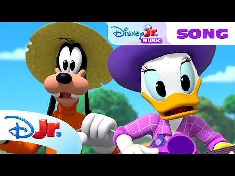 Goofy's Britches Falling Down | Mickey Mouse Clubhouse+: Mickey's Country Farm Songs | Disney Jr.⁩