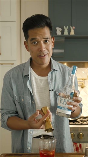 TUCCI NEGRONI (My version) #cocktail #holycityhandcraft #drinkrecipes #aprilfools #negroni