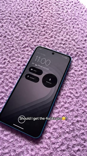 Should I Get the Nothing Phone 4a/4a Pro?