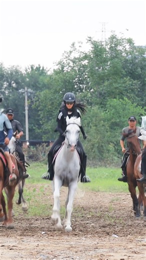 Watch Zhang Wenxin bring Princess Hua Zheng to life in Legends of the Condor Heroes: The Gallents in cinemas Thursday 🔥 | Sony Pictures
