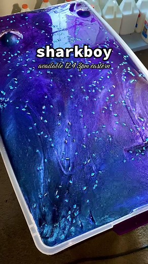 Color Shifting Pigment Putty with Elderflower & Gin Fizz Scent | Metallic Slime