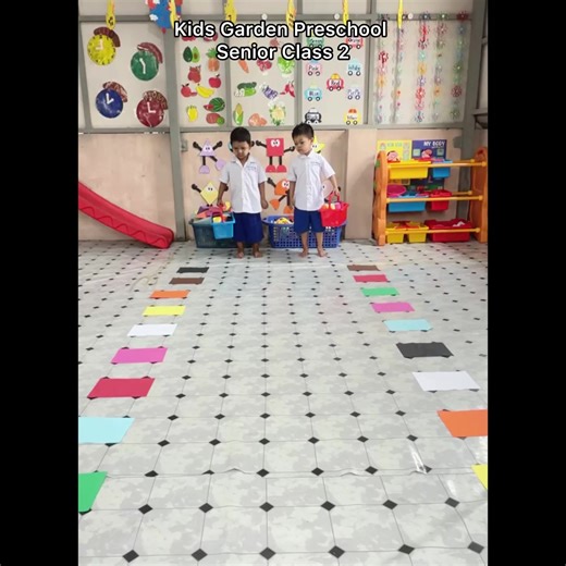 Recognition and Differentiation: Matching colors helps children learn to recognize and differentiate between different colors, enhancing their visual discrimination skills. #seniorclass #KidsGardenPreschool #kidsoftiktok