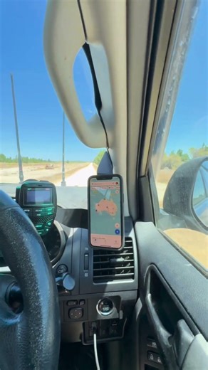 Scrub King Phone & UHF Bracket