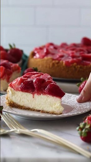 No Water Bath Needed to have FRESH Strawberry Cheesecake
