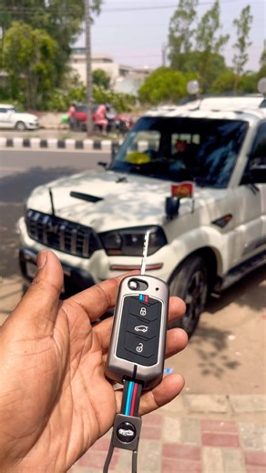 Scorpio new key programming 🤩#carkey #keymaker #scorpio #flipkey #mahindra #keyprogramming #alighar