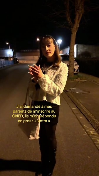 Aïe #école #cours #cned #scolarité