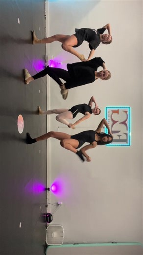 dance with my girls! #zaralarsson #fyp