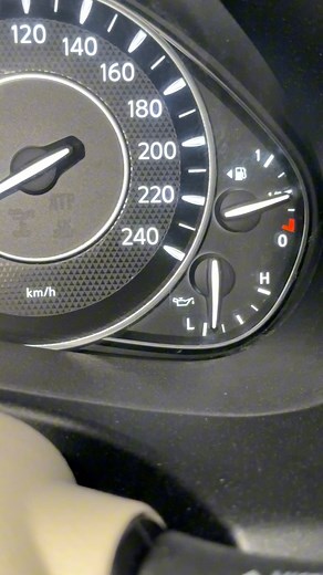 Engine Oil Pressure Light Flashing || what does that means? #oillight #flashing #oilneedle | Abdullah auto electrician