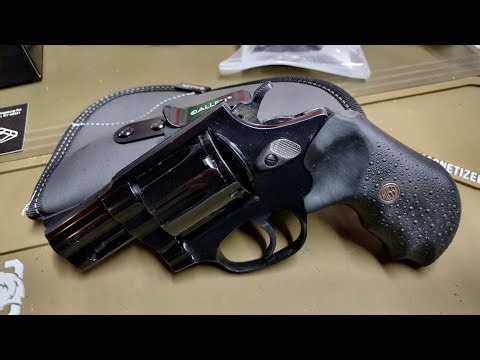 Rossi 461 6 shot 357 revolver going back a few years.