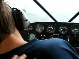 Pilot FAINTS! Best Ever PRANK! LOL FUNNY Piloto Pegadinha BROMA XD
