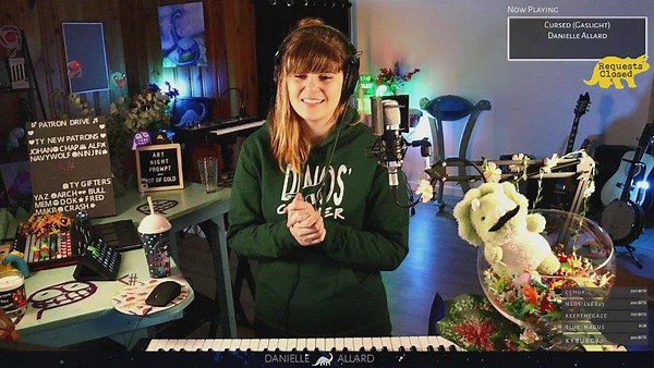 DanielleAllard - Twitch