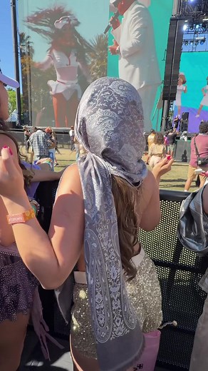 Coachella 2026 & El Salvador Vibes with Lauraisssela