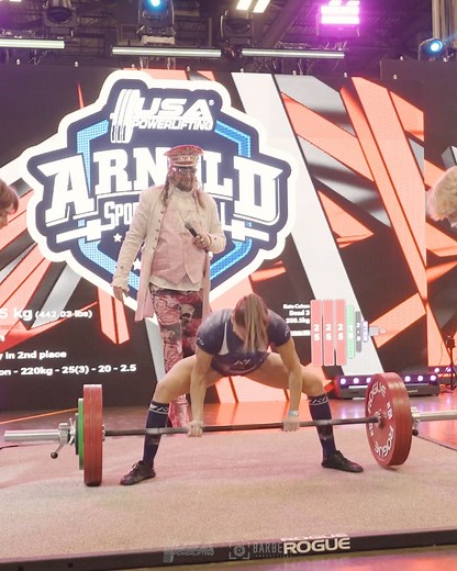 Kate Cohen used the JuggernautAI App to help her break the World Record in the Deadlift with this 200.5kg/442# effort in the 48kg/105.8# class at the USAPL Raw Challenge at the 2025 Arnold. Kate has added over 40kg/88# to her Deadlift with JuggernautAI. Looking to get stronger and build muscle, but not sure where to start? JuggernautAI has got you covered! Our strength training app uses artificial intelligence to create personalized training plans that are tailored to your goals and experience l