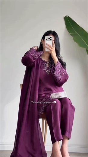 N on Instagram: "Prettiest color"