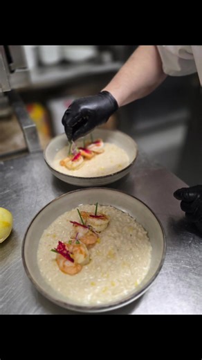 Plus qu’un repas… une expérience ✨ Qui vient goûter ? 😍 #restaurant #foodlover #suisse #pourtoi #fyp