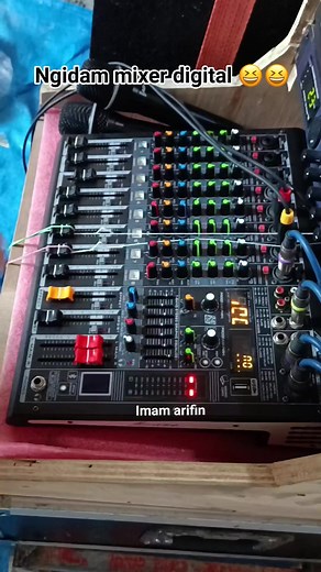 Tombo kepingin bolo Sak onone 😆😆😆 #soundsystem #audio #soundhorreg #mixerdigital #mixeraudio #soundhoregjatim #aeromax #brewog #splaudio #blizzard #riswanda #bintangperkasa | Muhammad Imam Arifin