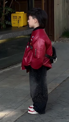 #pradhannish #douyinstyle #outfit #perfect #luhanModel TikTok team don't underwive my video viral please