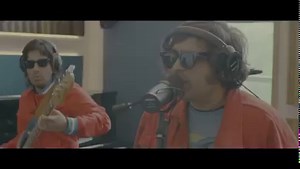 18K views · 1.1K reactions | Enjambre - Vida en el Espejo (Live Session) Sigue nuestra playlist: https://spoti.fi/3q7j9lp | Indie Latino | Facebook