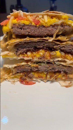 Juicy Cheeseburger 🍔🧀 | ASMR Cooking #shorts