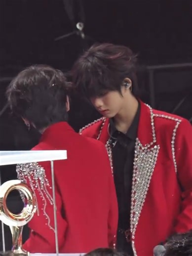 ☆°.•Concert 荣耀战 Day2 | muốn thấy HengHeng mãi vui vẻ như này nè🥺🤏 #chenyiheng #zuoqihan #deptrai #dethuong #dury_cyh