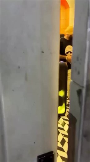 FlowBeats - King of Bass 👑 on Instagram: "@flowbeats.Ghaziabad 🔈🔈FLOWBEATS🔈🔈 Hum speaker Nahi bechte Bass se Duniya Hilate Hai For online order visit our Ghaziabad Store or order on WhatsApp 📱 7483200400 🏭 ADDRESS....... 318, Rd Number 12, near CEL COMPANY, Block C, Jhandapur, Sahibabad Industrial Area Site 4, Sahibabad, Ghaziabad, Uttar Pradesh 201010 Metro station ~ Vaishali Blue Line 👀 Search on google (FLOWBEATS GHAZIABAD) 7483200400 #flowbeatsghaziabad"