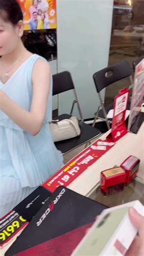 Cơ hội mà chắc chắn 100% thì đã không phải là cơ hội mọi người nhì, giống như nhiều việc chúng ta nghĩ hãy bắt tay vào làm, Hiệu quả thì tốt mà không ok thì lấy đó làm kinh nghiệm..! vk ck Thoan cũng vậy..! chuẩn bị cho 1 diều đặc biệt.! mn thấy màu ip 17 này đẹp k ạ !.#serumb5luctaoyskin #bùi_thị_thoan #tẩy_Trang_B5_Trà_Xanh_Yskin #kemfaceb5luctao @Văn Khắc Phú