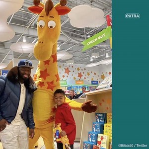 11K views · 215 reactions | 50 Cent takes son Sire on an epic Christmas shopping spree at Toys 'R' Us.  | Extra | Facebook