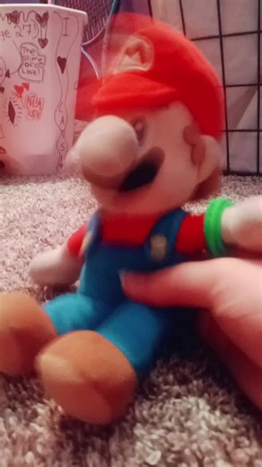 I don't really ship MarWare, I just thought it would be funny to record Mr. WPNZ disguised as Mario 😅 (this was a bit rushed, I just woke up 🥲) #smg4#smg4mrpuzzles#smg4mrwpnz#smg4gunshow#smg4papercrafts