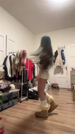 Gulo_Bambulo (@gulo_bambulo)’s videos with original sound - monies🫧 (▀▀̮▀)