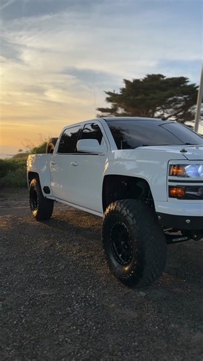 Fully Forged & Boosted Motor Chevy Silverado Prerunner Build