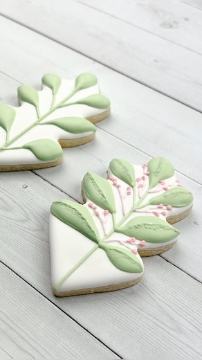 162 reactions · 15 shares | My 1st Graduation Cookie Set!  I was so...