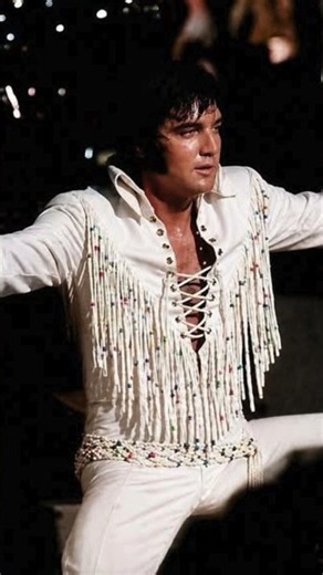 Elvis Presley Performance: The King’s Most Legendary Moments