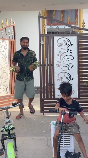 481K views · 8.2K reactions | बच्चे ने ख़राब फल को बेच दिया दिमाग़ लगा के  | Vijay Kumar | Facebook