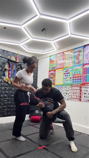 Mastering the single leg defense: underhooks, control, and the path to the back. Dominate the mat. #Wrestling #Grappling #Technique #WrestlingLife #Submission