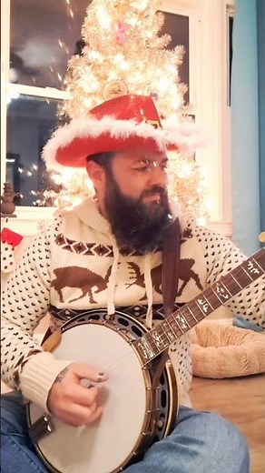 "Rockin' Around the Christmas Tree" on banjo. #banjo #bluegrass #bluegrassmusic #christmas
