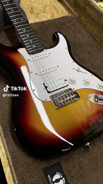 Harley Benton ST-20 Electric Guitar #electricguitar #guitartech #guitarrepair #guitar #harleybenton #fender #stratocaster #rock #music