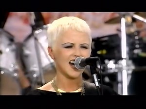 【欧美摇滚】Woodstock 1994 Highlights - Zombie - The Cranberries