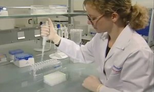 【实验室耗材】双滤芯吸头过滤效率演示