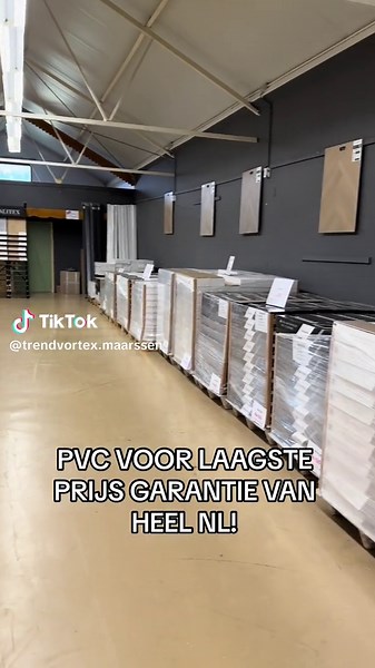 Mega Magazijn Uitverkoop voor PVC Vloeren - Outlet Prijzen!