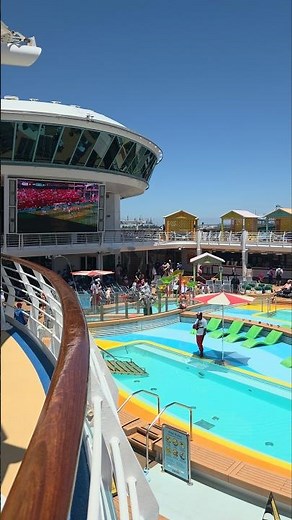Navigator of the Seas 🤩 #quantumoftheseas #royalcaribbean #cruise #cruiseport #travel #vacation #LA