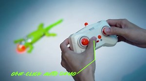 Wall Crawler Gecko Toy, Rechargeable Remote Control Lizard that Climbs Walls & Ceilings, 360°Rotating RC Stunt Robot with LED Eyes, Realistic Reptile Toy-Birthday Gift for Boys Girls Kids Ages 3-12